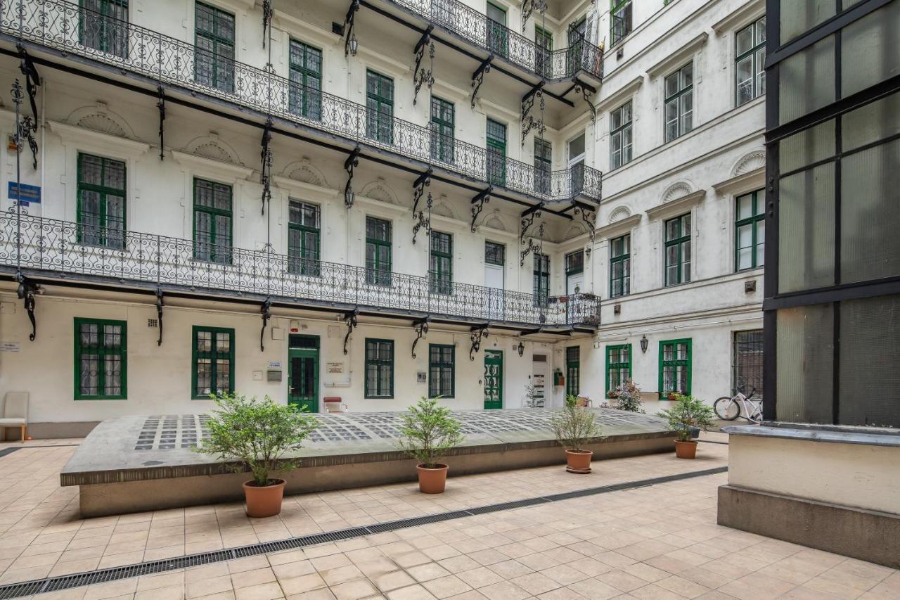 New - Central And Modern Studio Budapeszt Zewnętrze zdjęcie